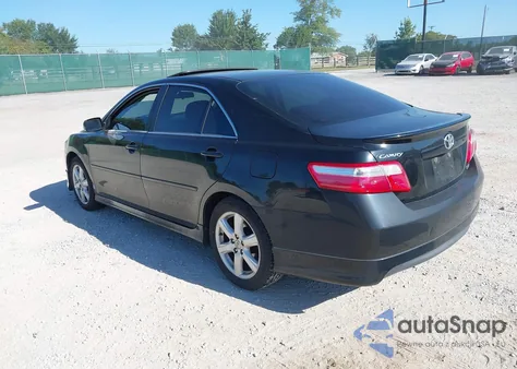 2009 Toyota Camry Se z USA, uszkodzony, nr VIN 4T1BE46KX9U371470